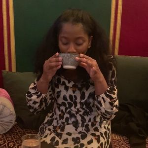 Meet your Posher, Joan